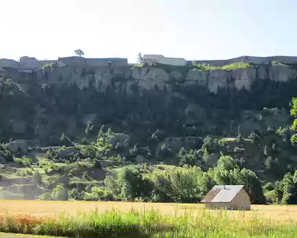 PXL000 J1: La citadelle de Montdauphin vue d'en-bas